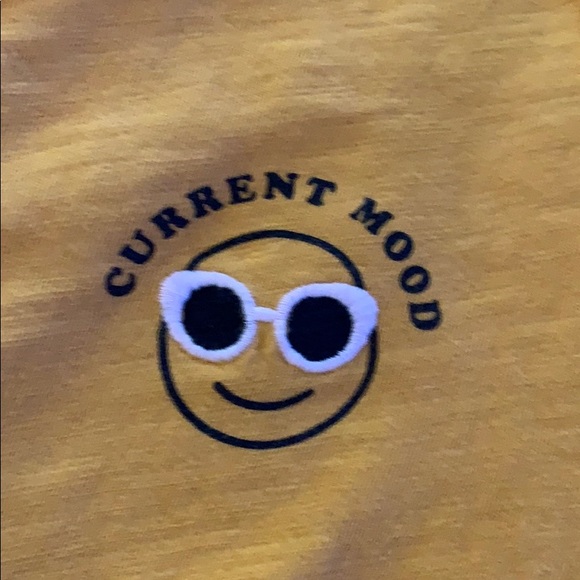 T-shirt - Picture 2 of 2